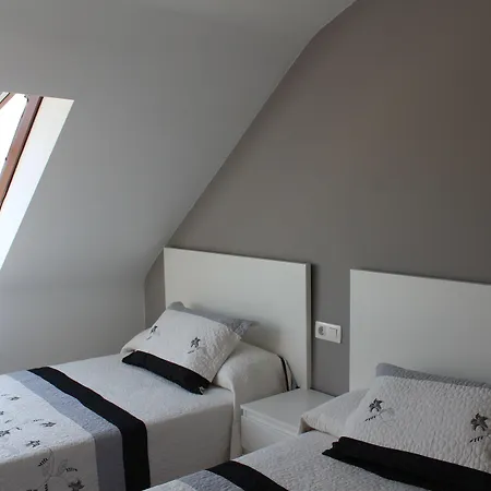 Отель Playa De Sardineiro 2*