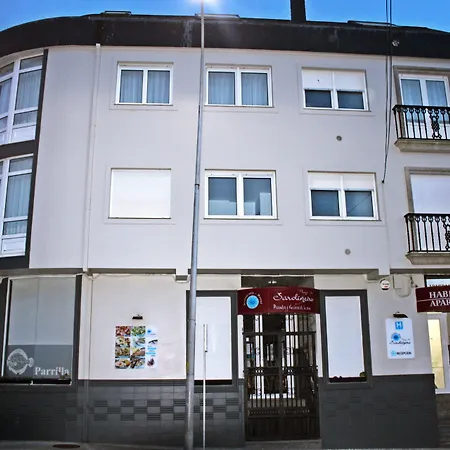 Отель Playa De Sardineiro