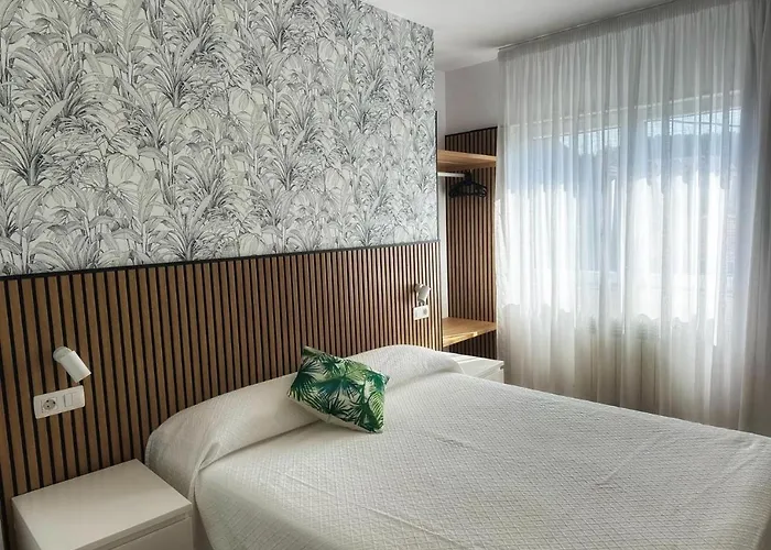 Playa De Sardineiro Finisterre